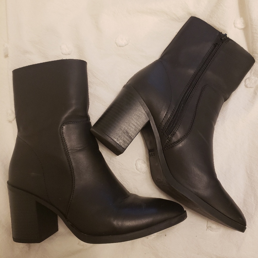 Mid-Calf Black Boots